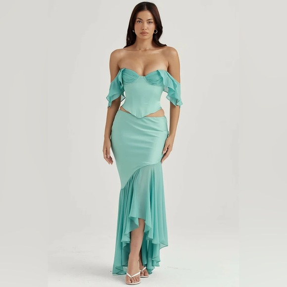 House of CB Set | Isabella Corset Top + Lila Maxi Skirt - Picture 3 of 8